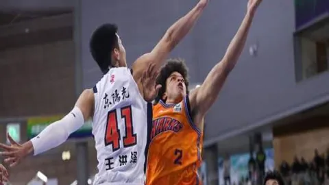 大乐透期号专家推荐：俄超泽尼特防守分析及前区十码预测