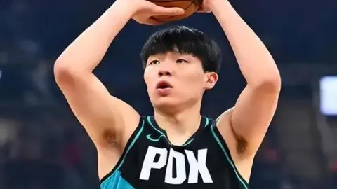 热刺引前尤文主帅莫塔，接替图多尔候选名单揭晓